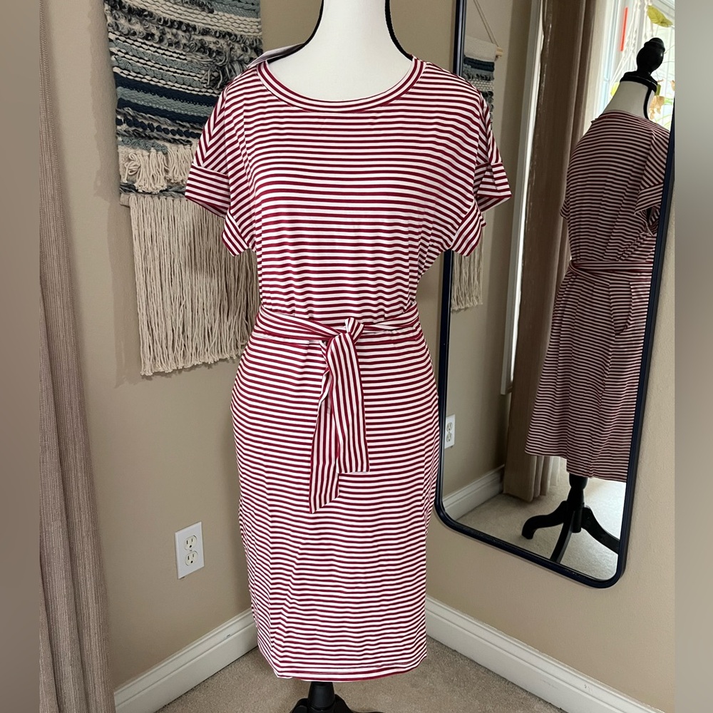 NWT striped t-shirt dress w/pockets
